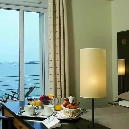 L'Hotel De Carantec